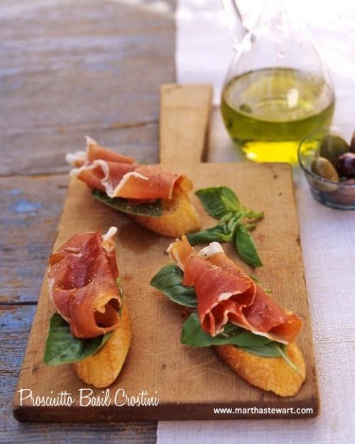 Recipe Prosciutto-Basil Crostini